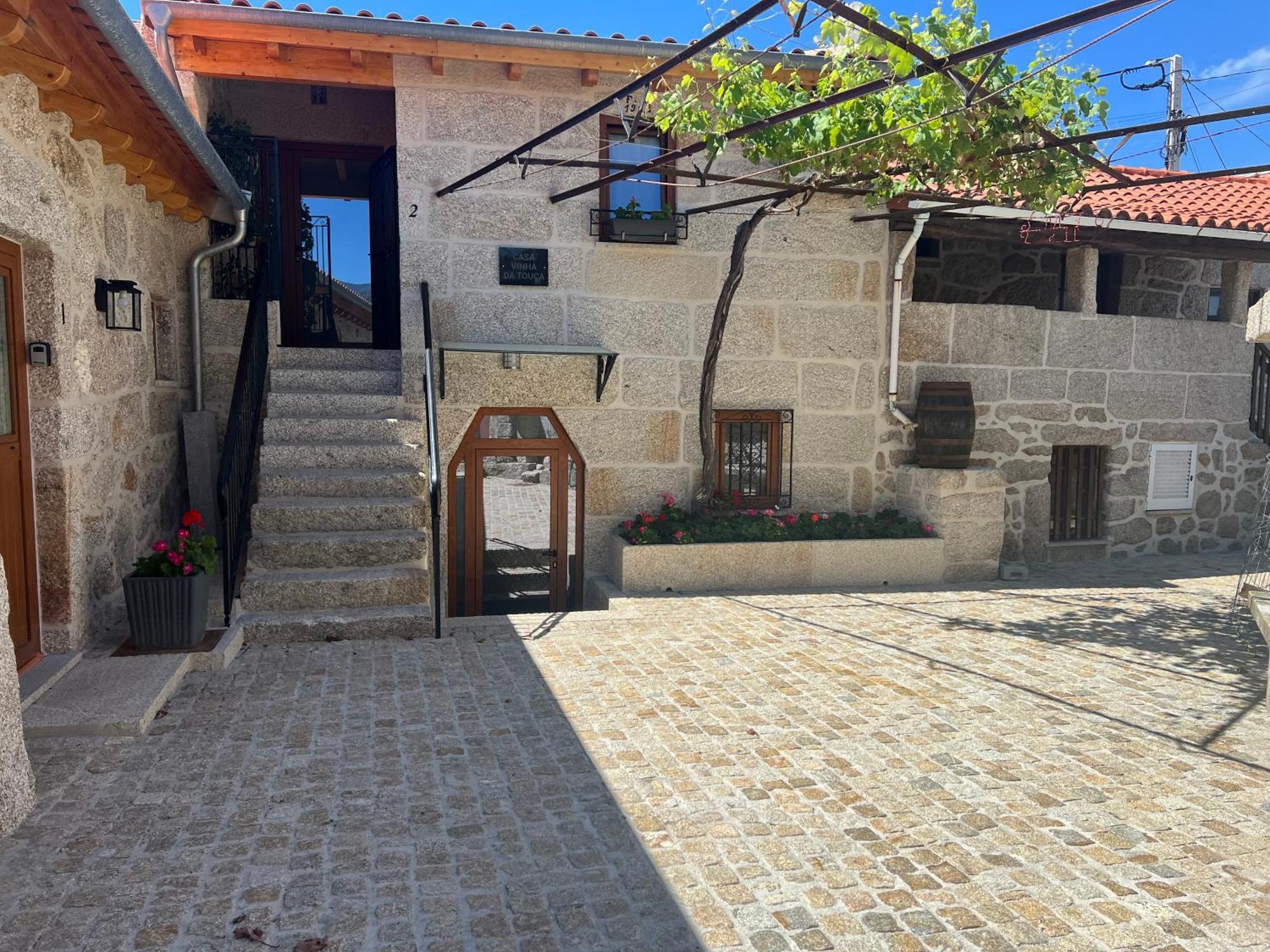 Eido De Bairros - Casa Vinha Da Touca T1 Villa Soajo Exterior photo